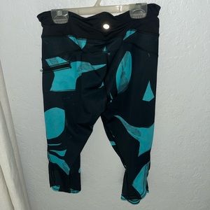 Lululemon leggings capri